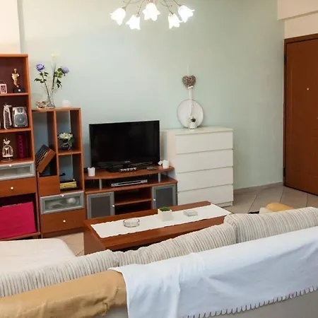 Apartment Lovely In Peristeri *